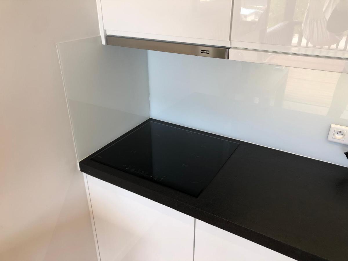 Appartement Climatise Refait A Neuf - Vue Mer Saint-Tropez - Piscine- 50M Plage Gassin Exteriör bild