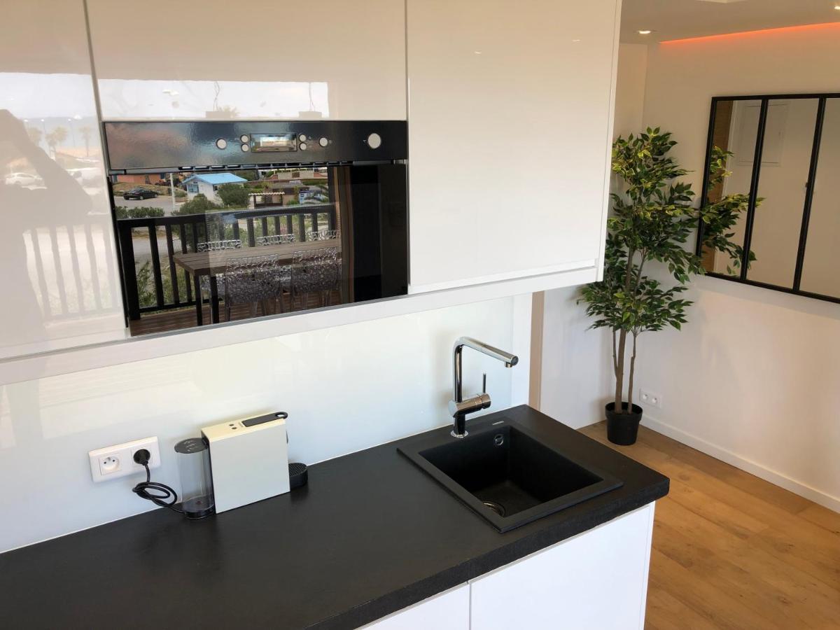 Appartement Climatise Refait A Neuf - Vue Mer Saint-Tropez - Piscine- 50M Plage Gassin Exteriör bild