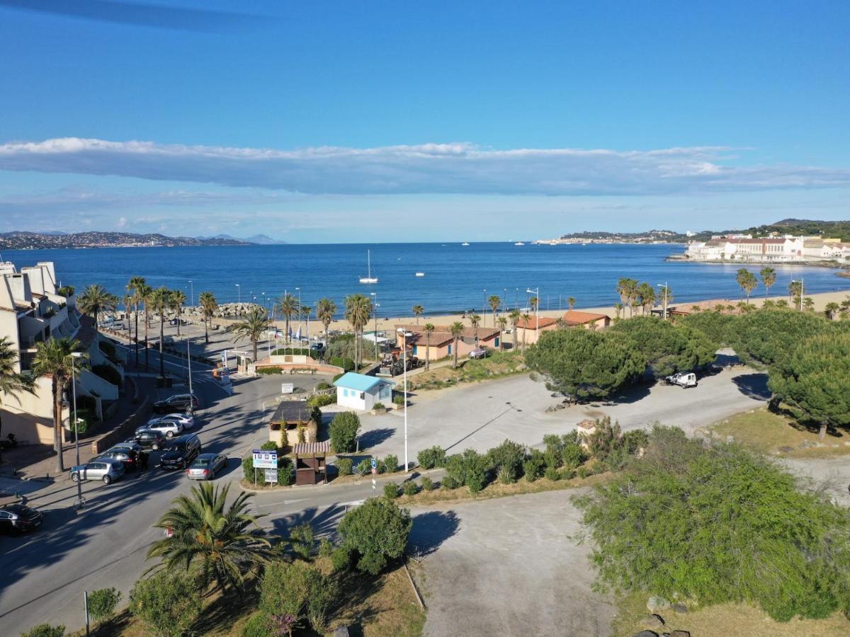 Appartement Climatise Refait A Neuf - Vue Mer Saint-Tropez - Piscine- 50M Plage Gassin Exteriör bild