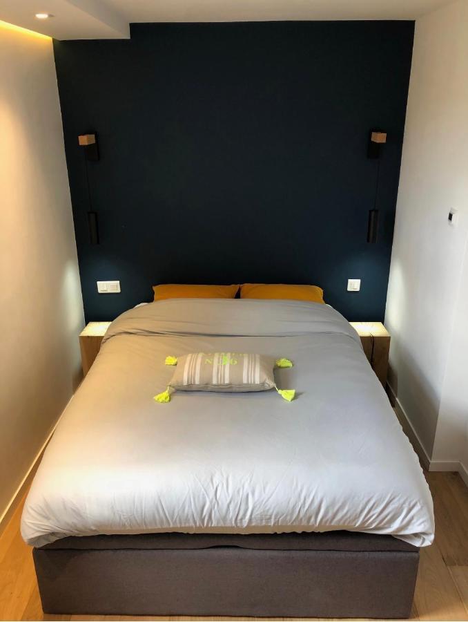 Appartement Climatise Refait A Neuf - Vue Mer Saint-Tropez - Piscine- 50M Plage Gassin Exteriör bild